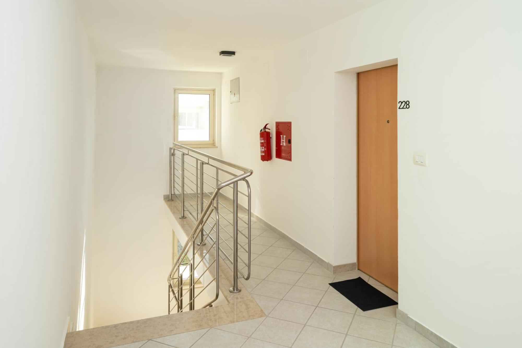 Humagum Sea View Apartment - Garden Palace Umag Exteriör bild