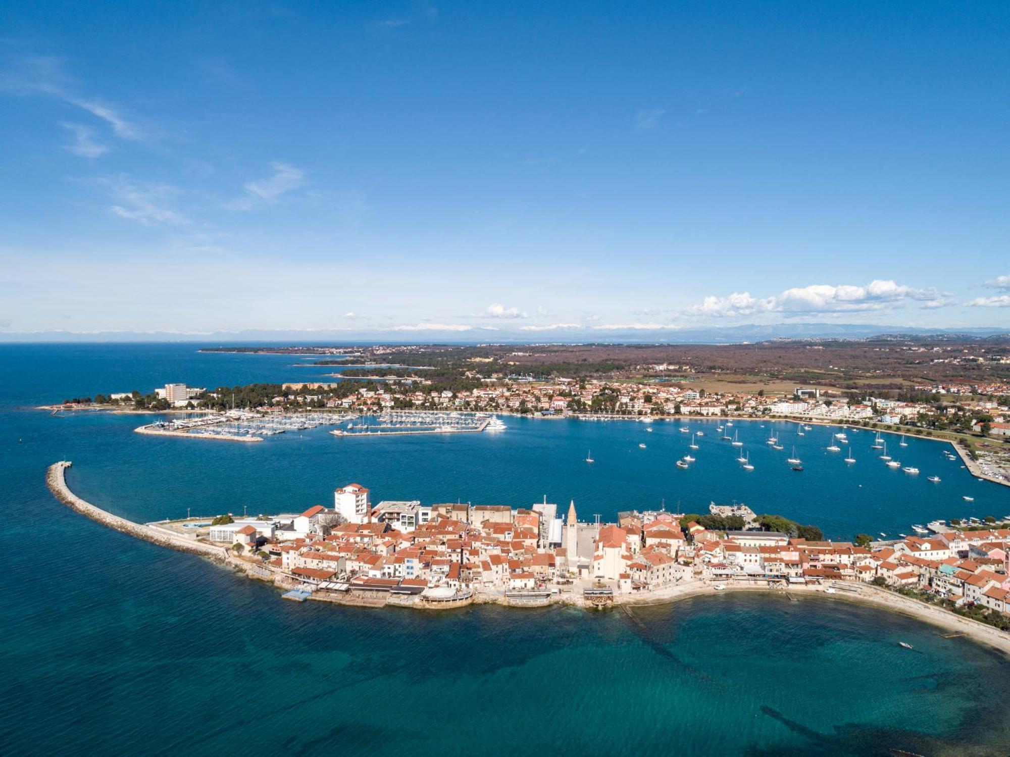 Humagum Sea View Apartment - Garden Palace Umag Exteriör bild