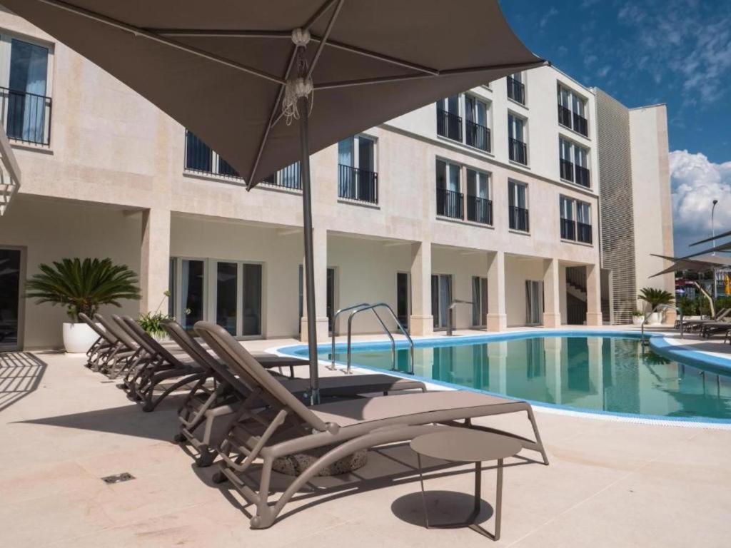 Humagum Sea View Apartment - Garden Palace Umag Exteriör bild