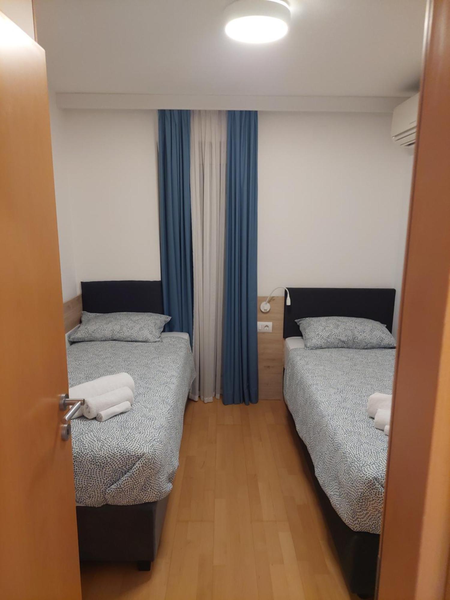 Humagum Sea View Apartment - Garden Palace Umag Exteriör bild